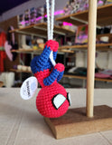 COLGANTE SPIDER-MAN DE CROCHET