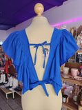 BLUSA CON OLANES "AZUL"