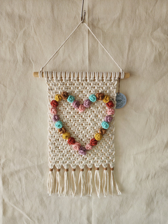 TAPIZ DECORATIVO MACRAME CORAZON