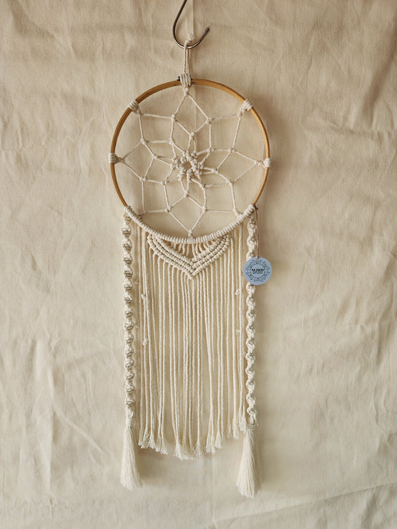ATRAPASUEÑOS DE MACRAME