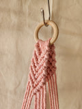 COLGADOR PARA MACETAS FLECHA ROSA