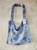 TOTE BAG TIE DYE "PINTADA A MANO" AZUL
