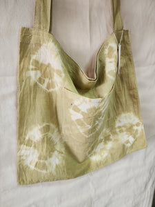 TOTE BAG TIE DYE "PINTADA A MANO" VERDE OLIVO
